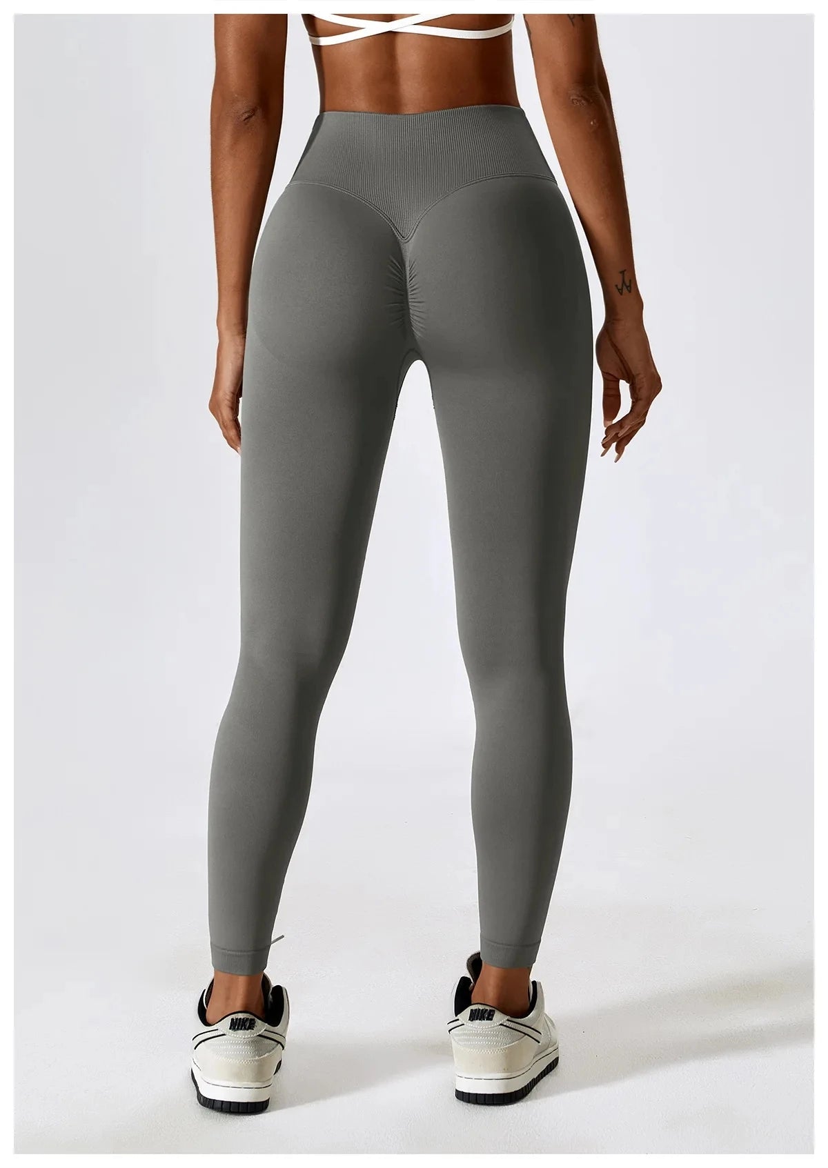 Peeli V-Cross Scrunch Butt Leggings