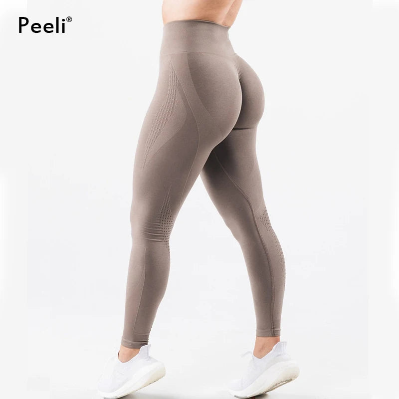 Peeli Amplify Contour Scrunch Butt Leggings