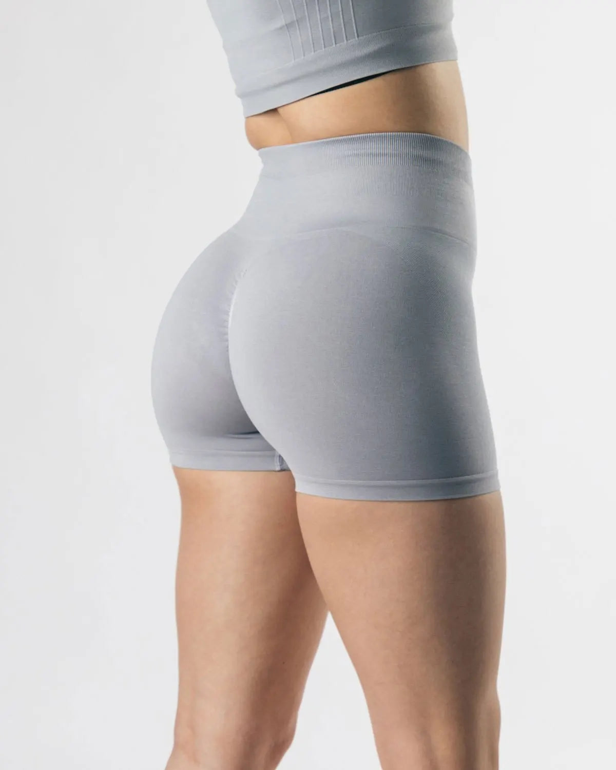 Peeli Amplify Seamless Scrunch Butt Shorts